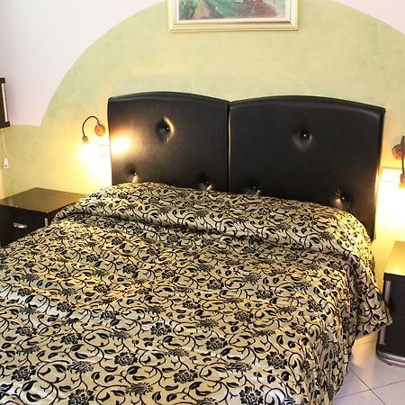 Hotel I Laghetti Polesella Екстер'єр фото