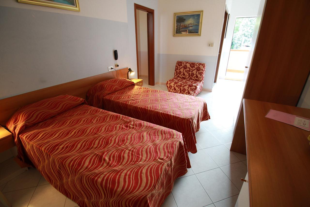 Hotel I Laghetti Polesella Екстер'єр фото