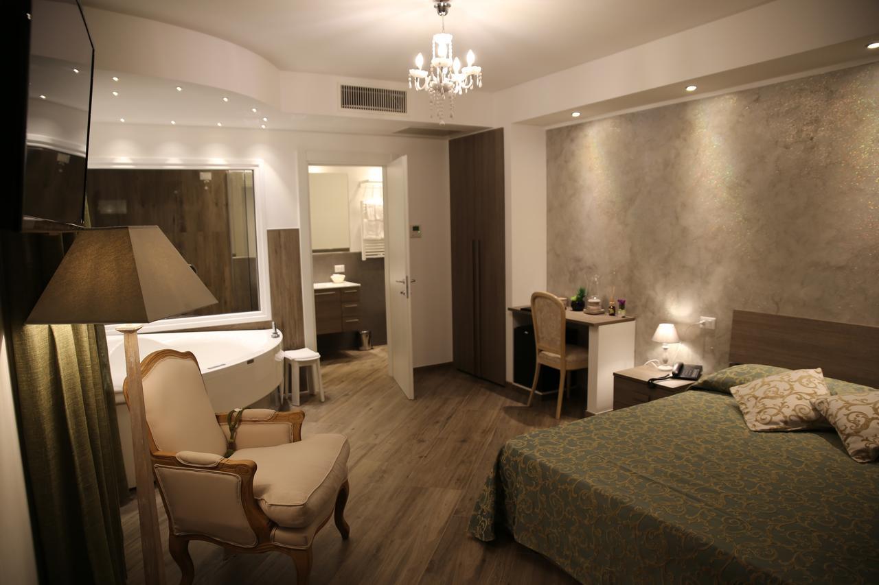 Hotel I Laghetti Polesella Екстер'єр фото