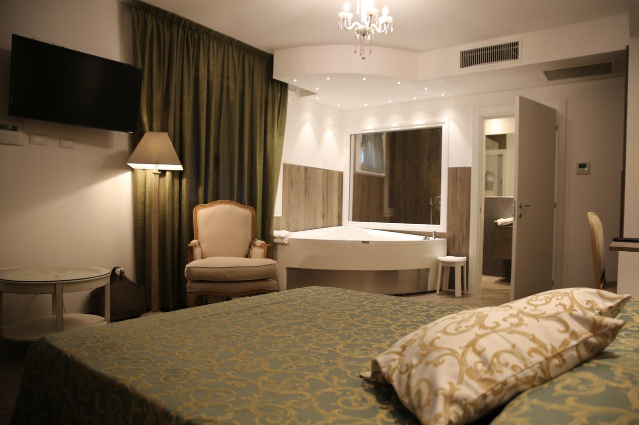Hotel I Laghetti Polesella Екстер'єр фото