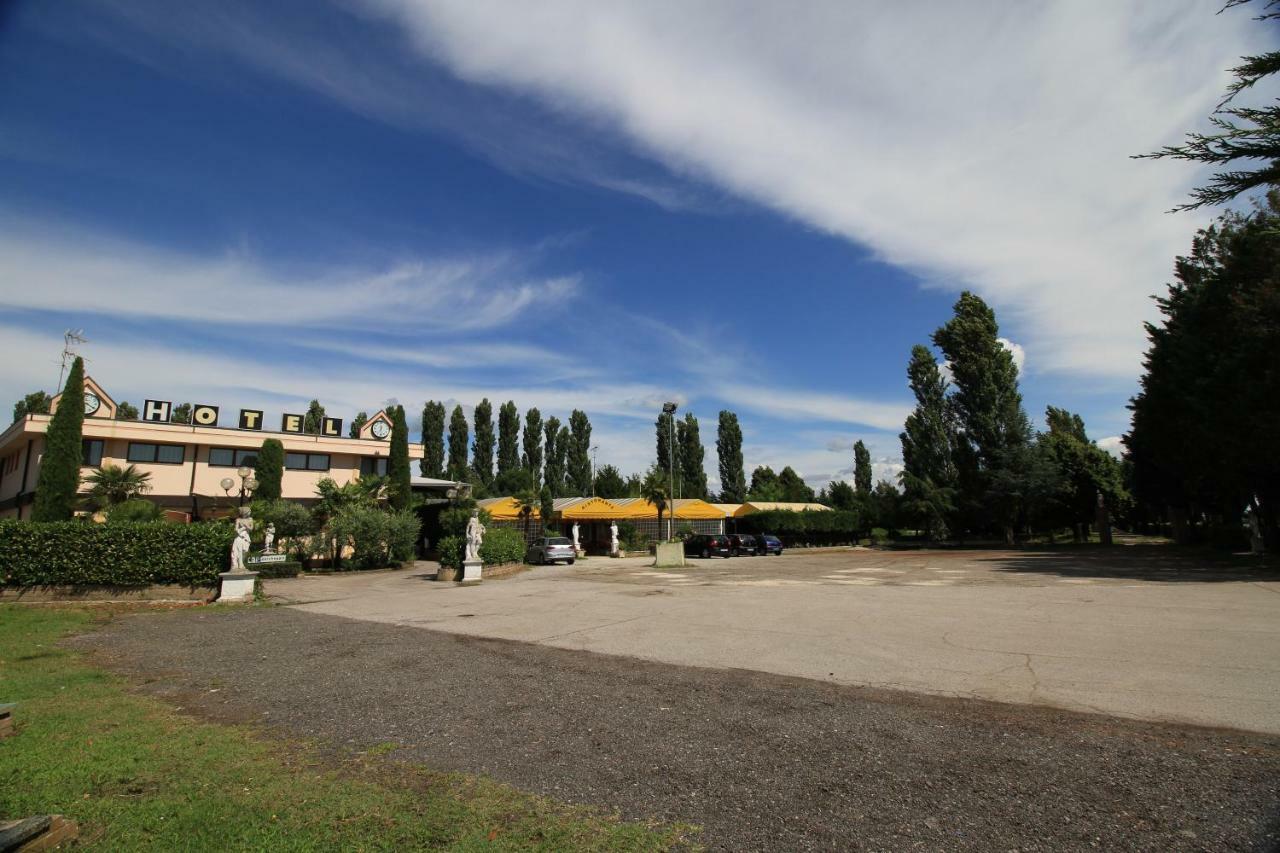 Hotel I Laghetti Polesella Екстер'єр фото
